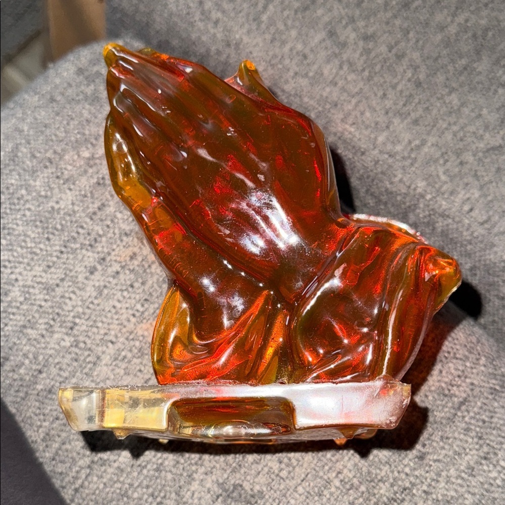Vintage Religious Praying Hands Napkin Holder Lucite T30